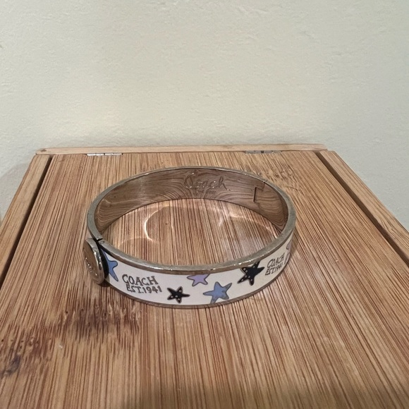 Coach hinged bangle - Picture 5 of 5